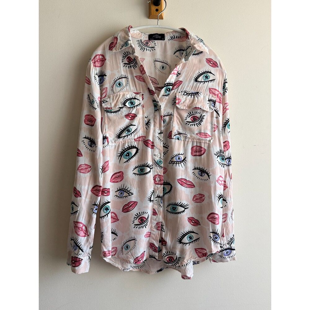 EYE LOVE YOU! Eyes and Lips printed button-up shirt - Milk & Honey (Small)